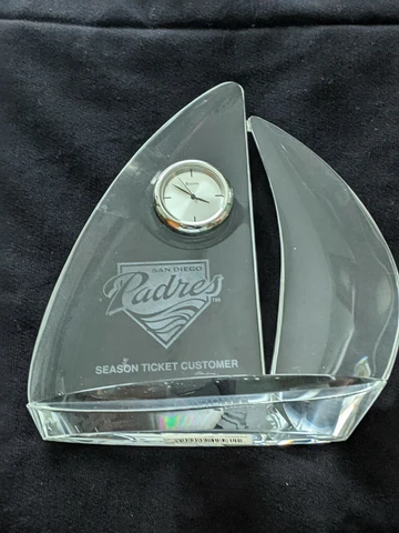 San Diego Padres rare crystal sailboat Bulova clock. Season Ticket Collectibles Cover