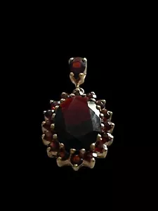Granat Gelbgold 333 Anhänger, 3,40 Gramm, Granatschmuck, Antik - Picture 1 of 7