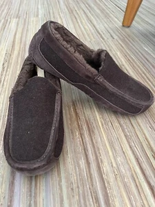 UGG Shoes Mens 9 Ascot Casual Slip On Shearling Moccasins 3233 Brown Fabric - Picture 1 of 14