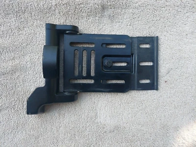 Marco de montaje lateral Harley Davidson V Rod VRSC VRSCF MUSCLE 60353-10 Foto 1 de 4