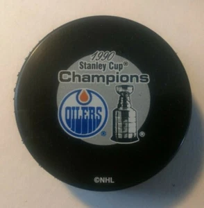 1990 STANLEY CUP CHAMPIONS Edmonton Oilers Puck - Picture 1 of 2