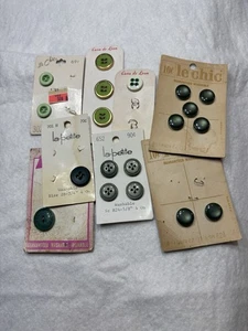 Vintage Carded Buttons Lot Greens - Picture 1 of 1