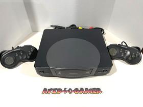 Gold Star Variant of Panasonic 3DO Goldstar Console  2 Controllers NTSC Tested