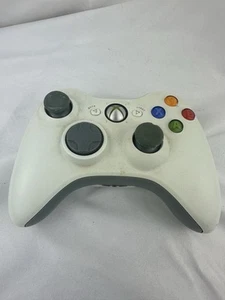 Microsoft Xbox 360 Wireless Controller Gamepad With Rechargable-White-  Untested - Picture 1 of 6