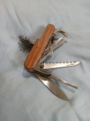 *{ML90} 罕见老式 11 刀多工具带木柄(ML90} — 第 1/4 张图片