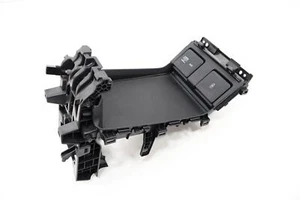 2019 - 2021 ACURA RDX FRONT CENTER CONSOLE TRAY W/ POWER OUTLET OEM 83400TJBA0 - Foto 1 di 18