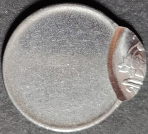 India Re 1, Error Coin, Year & Mint not visible, huge 'OFF CENTER STRIKE' (A4) - Picture 1 of 2