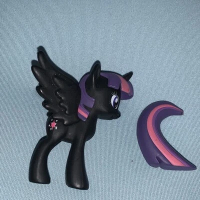 Figura Misteriosa Vinilo Negro My Little Pony Funko Twilight Broken Tail Foto 1 de 2