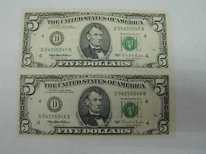 (2) 1995 Series $5 Dollar Bill SERIES D CLEVELAND UNC CONSECUTIVE NUMBERS - Picture 1 of 2