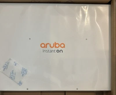 HPE JL684B Aruba Instant On 1930 24G Class4 PoE 4SFP/SFP+ 370W Switch - Image 1 of 4