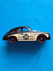 Porsche 356 outlaw 2022 🔥 Hot wheels 1:64 Good year Castrol sparco bilstein loo - Foto 1 di 5