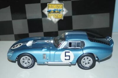 Exoto Racing Legends Cobra Daytona Coupe LeMans #5 1:18 - Imagem 1 de 4