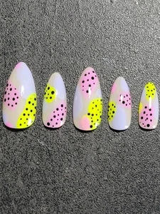 Individuelle Gel Press on Nails Kunstnägel Handarbeit 10 Stück Set GROß Rosa Gelbe Punkte - Bild 1 von 11