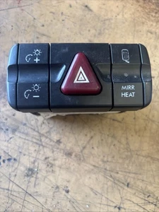 2018-2025 FREIGHTLINER CASCADIA HAZARD SWITCH CONTROL PANEL A06-60972-010 - Picture 1 of 6