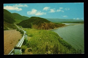 Tarjeta postal vintage de The Cabot Trail, Cabo Bretón, Nueva Escocia - Imagen 1 de 2