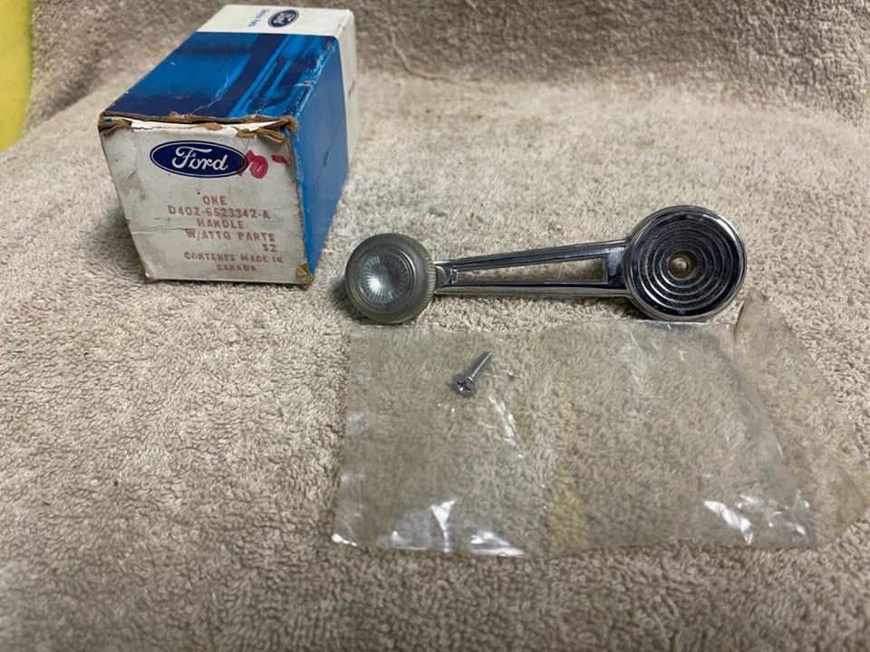 FORD D4OZ-6523342-A 1974-76 GRAN TORINO BRONCO CROMO MANIVELA VENTANA MANIVELA Foto 1 de 4