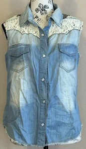 Miss Me Shirt Sz L Blue Sleeveless Embroidered Denim Button-Up Lace NWT $65 MSRP - Picture 1 of 6