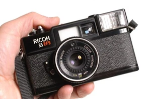 Ricoh 35EFS - 35mm Film format Point & Shoot camera Serviced working! RETRO! - Picture 1 of 11