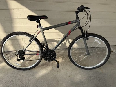 Bicicleta de montaña Roadmaster Granite Peak para hombre, ruedas de 26", gris Foto 1 de 4