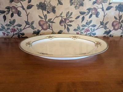 ANTIGUO PLATO GRANDE OVALADO NORITAKE AMARILLO 16" Foto 1 de 4