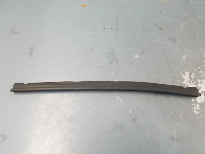 1985 78 - 89 Porsche 911 930 Turbo Rear Engine Lid Seal #00666 E5 - Image 1 of 3