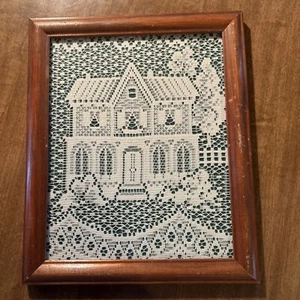 Framed Crochet Lace Victorian House, Hanging Art, Framed Picture, 9.5x11 - Picture 1 of 1