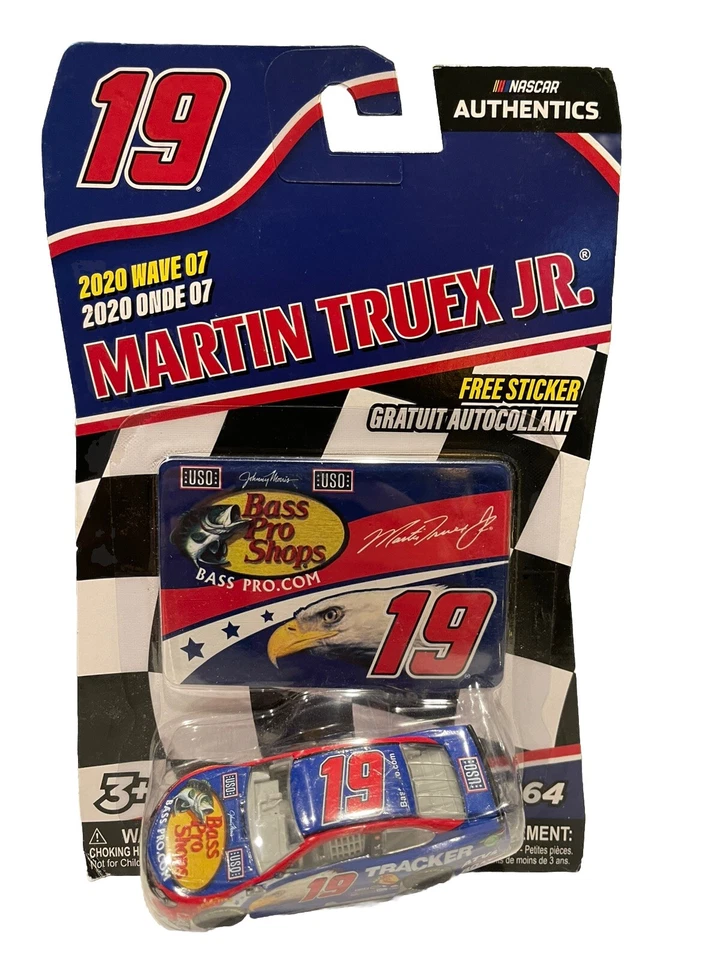 Martin Truex Jr 1 64 NASCAR Authentics Diecast Wave 7 Bass Pro Shops USO 2020