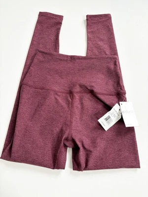 Leggings Beyond Yoga Deep Merlot Talla Pequeña Con Etiquetas  Foto 1 de 4