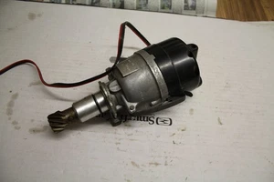 NOS PROF ELECTRONIC CONVERSION ON 6 CYL POSSIBLY LUCAS DISTRIBUTOR ENM5647 - Picture 1 of 3