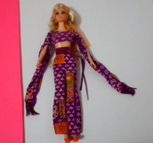 VTG #1153 LIVE ACTION BARBIE DOLL WEARING # 1175 CHRISTIE OUTFIT 1970S BEAUTIFUL - Picture 1 of 20