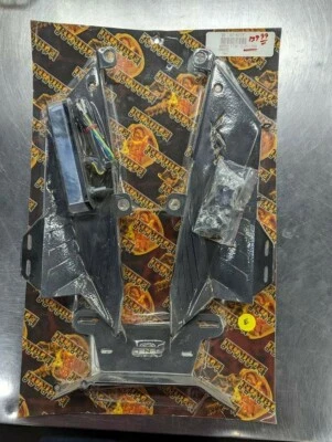 Rumble Concepts - RU36135 - Eliminador de guardabarros serie Bone, logotipo Foto 1 de 2