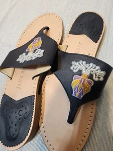 Jack Roger's Beautiful  Leather Flat Sandals Sz 10 Medium  Floral Embroidery - Picture 1 of 5