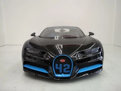 KYOSHO 1/12 scale Bugatti Chiron Edition Model Color Black Blue 194/300 - Image 1 of 4