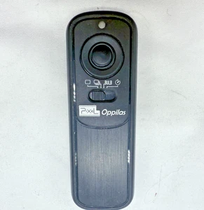 PIXEL Oppilas  Wireless Shutter Remote Control Transmitter ONLY - Picture 1 of 3