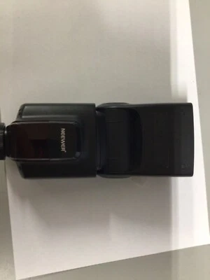 Neewer Speedlite TT560  Black - Image 1 of 3