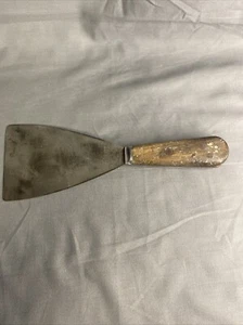 Vintage Red Devil Putty Knife Scraper Wood Handle Brass Pins USA 3” P1 3S - Picture 1 of 6