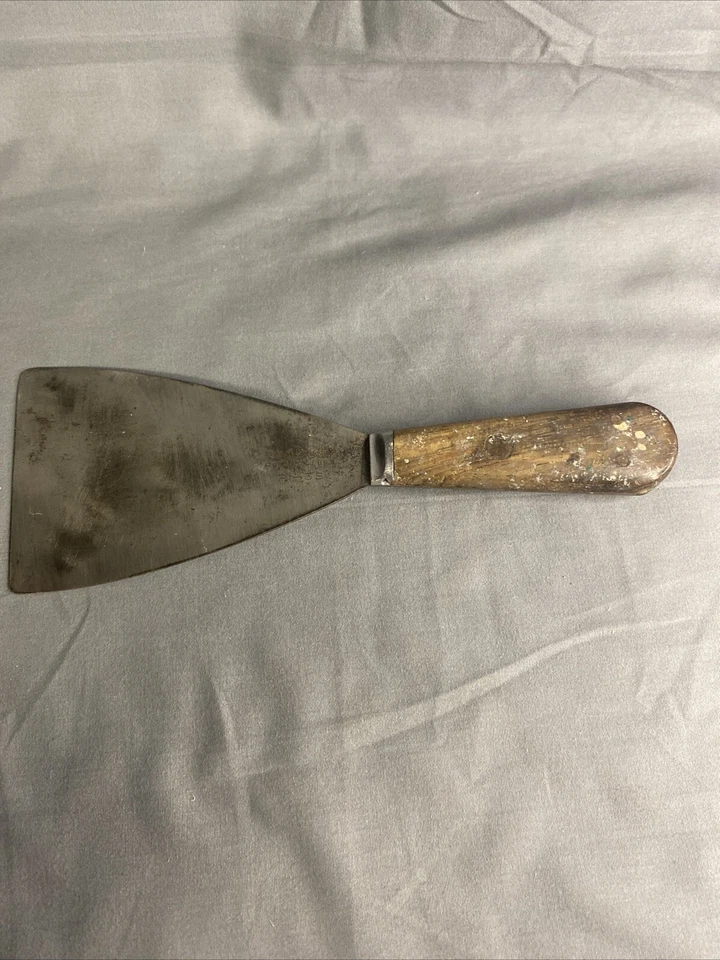 Vintage Red Devil Putty Knife Scraper Wood Handle Brass Pins USA 3” P1 3S - Image 1 of 4
