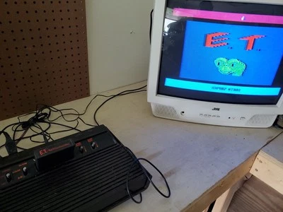 E.T. Atari 2600 Retro Gaming Video Tested and Working - Image 1 of 4
