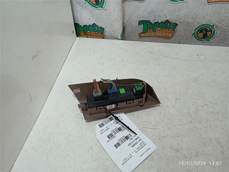 Interruptor de puerta delantera del conductor ventana del conductor para camioneta Ford F250SD 05-07 3703635 Foto 1 de 2