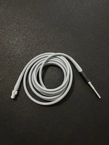 Cable de luz de fibra óptica Karl Storz 495ND - Imagen 1 de 2