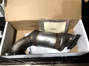 NEW REAL Dorman Catalytic Converter Exhaust Manifold 674-121 for Dodge/Chrysler - Picture 1 of 2