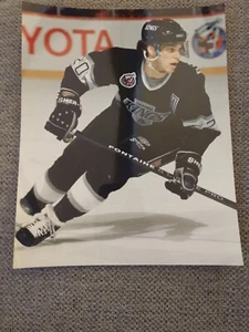 LUC ROBITAILLE LOS ANGELES KINGS "A" 92-93 8X10 PHOTO HOFer - Picture 1 of 1