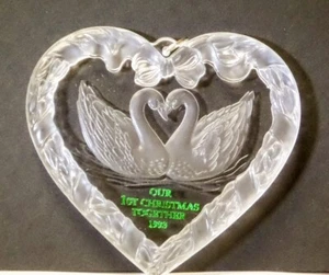 1993 HALLMARK "OUR 1st CHRISTMAS TOGETHER" (SWANS) - Picture 1 of 3