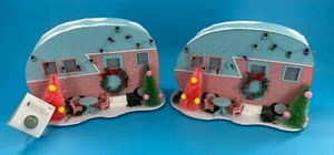 Lot/2 Christmas Trailer Figurine Retro Camper Lights Up Holiday Table Decor - Picture 1 of 6