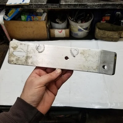 2003-2004 Polaris Pro X X2 XR 700 800 right motor mount strap 5246236 - Image 1 of 4