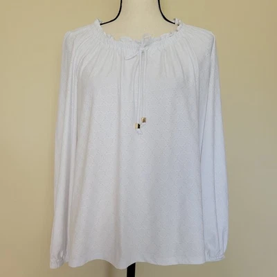 Top campesino con textura frontal escote elástico manga larga abullonada Joan Vass M Foto 1 de 4