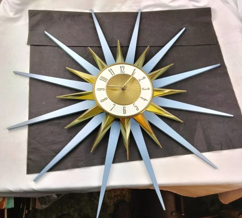 Vintage 26" JUNGHANS MCM Starburst Sunburst Wall Clock Metal & Wood - Working Cover