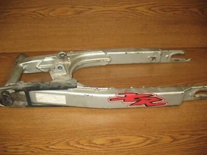 1993 XR200R SWING ARM ASSEMBLY HONDA XR 200 R 52100-KT0-870 - Picture 1 of 11
