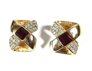 Vintage Gem-Craft Clip Earrings Ruby Red Glass Crystal Pave Gold tone Bow Ribbon - Picture 1 of 4