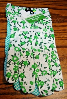 New True Living Outdoors Green & Teal Floral Canvas Garden Gloves One Size   888 - Image 1 of 2
